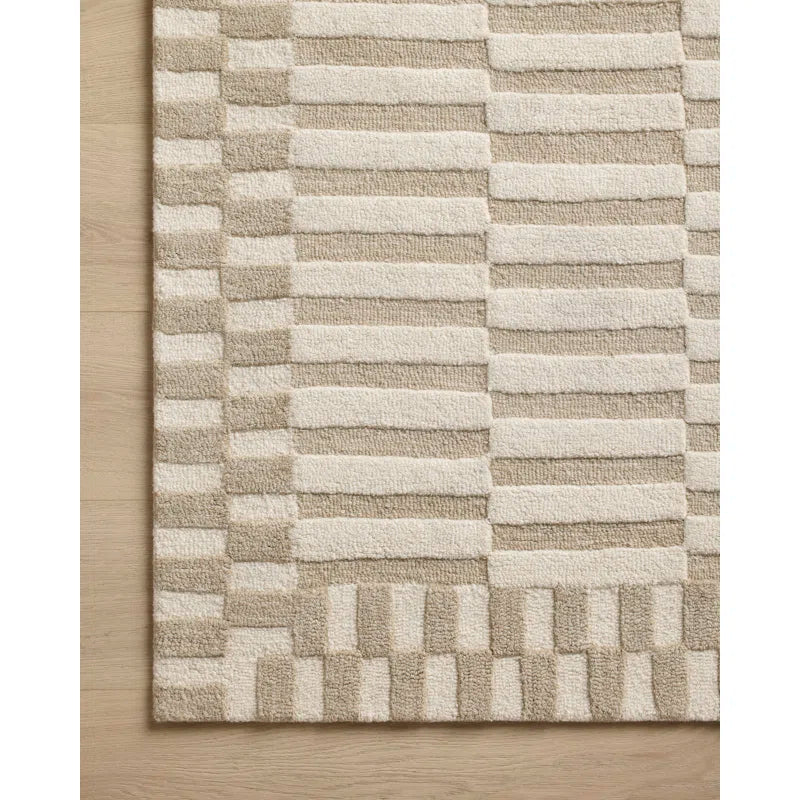 Rug - Ivory / Beige 8x12