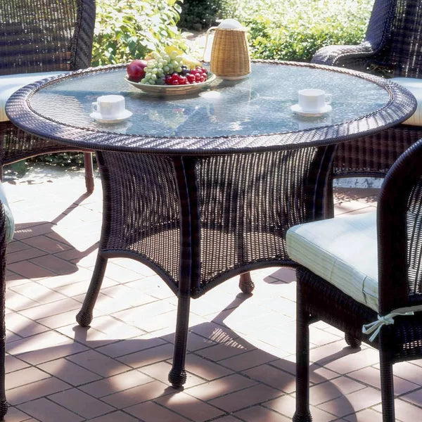 Outdoor Round Table