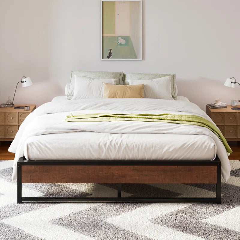 Saunderstown - Industrial Style 14" Wood Platform Bed