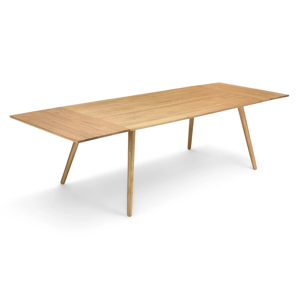 Avelor 71" - 110" Extendable Dining Table