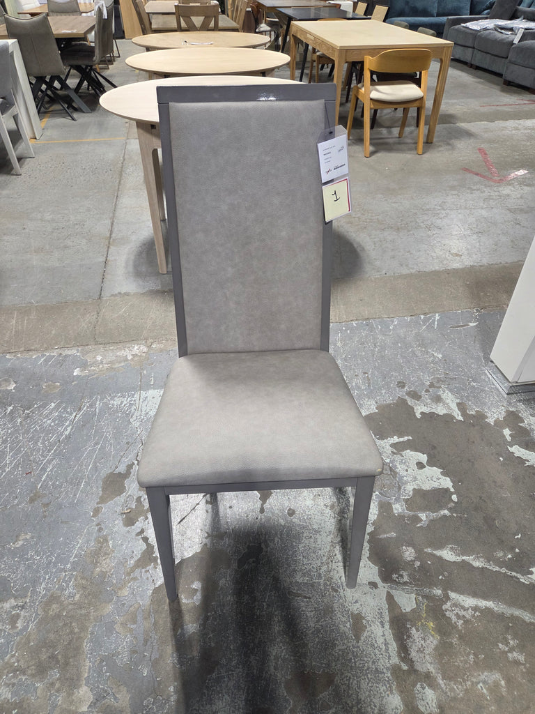 Westeros - Fabric Chair